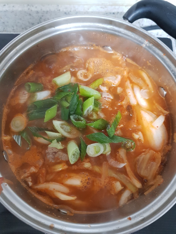 				돼지고기 김치찌개		(4)	- 아이-베이비 :: 1등 유아용품 중고 직거래장 아이-베이비, 엄마와 아이가 행복한 중고장터